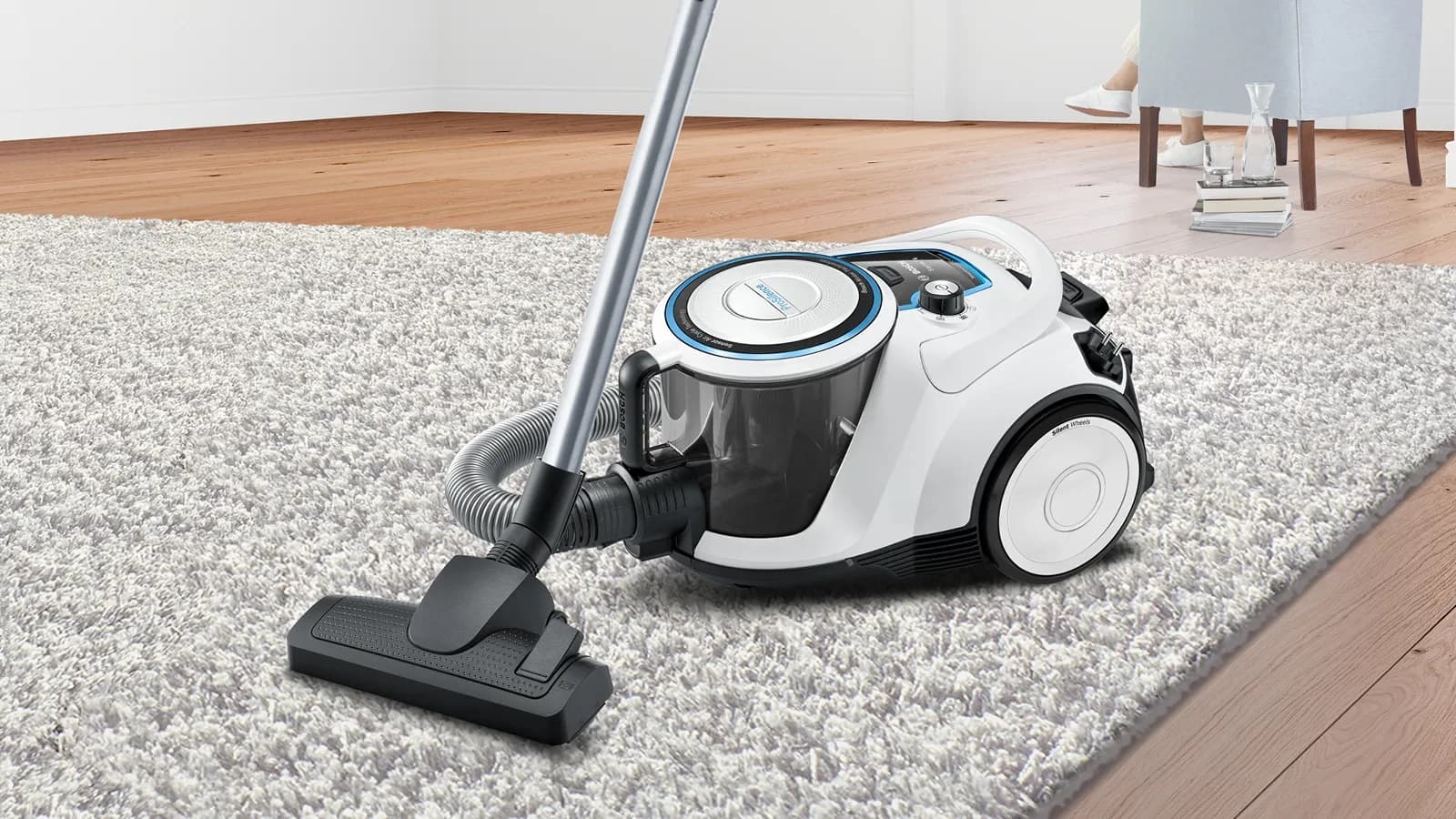 جارو برقی سری 6 مخزنی بوش مدل BGC41LSIL