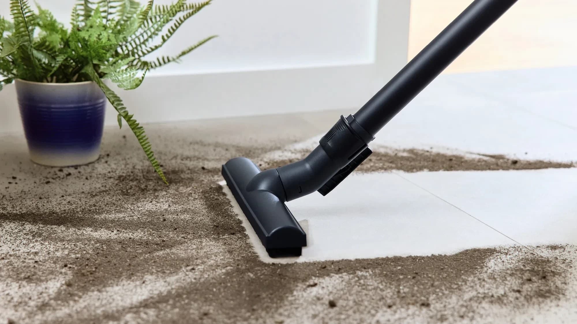 جاروبرقی بوش مدل BGL38WBU3H