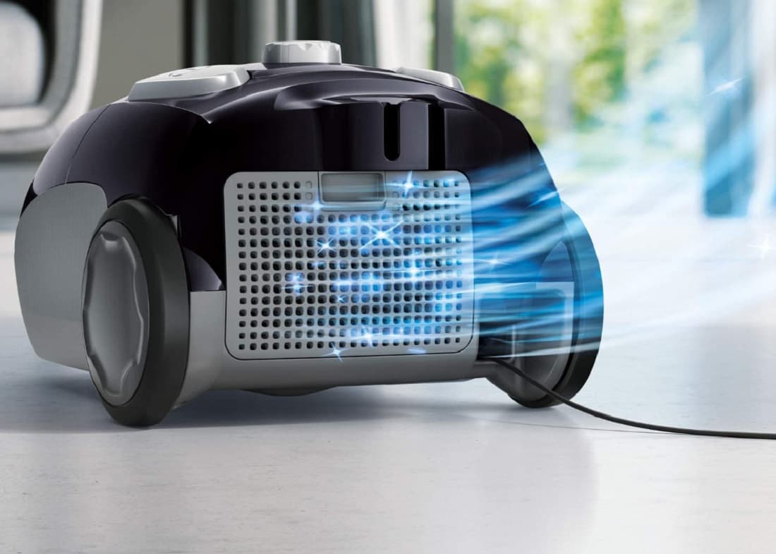 جاروبرقی آاگ مدل VX4-1-GM