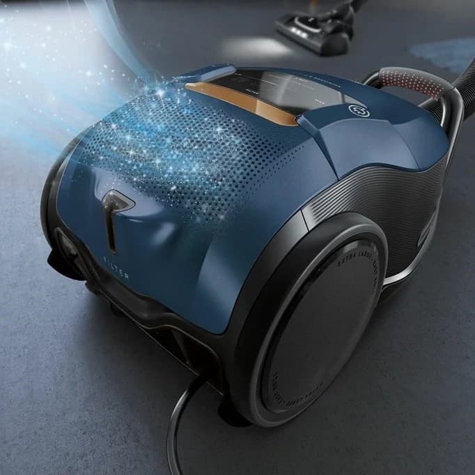 جاروبرقی آ ا گ مدل VX9-4-8IBX